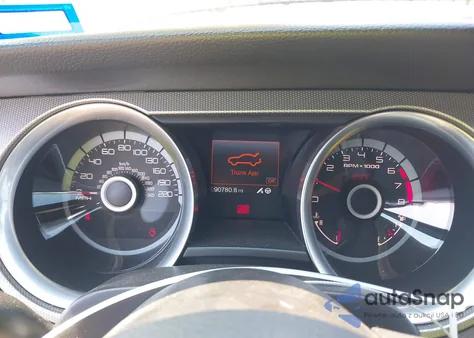 2014 Ford Mustang из США, поврежденный, VIN 1ZVBP8JZXE5242320